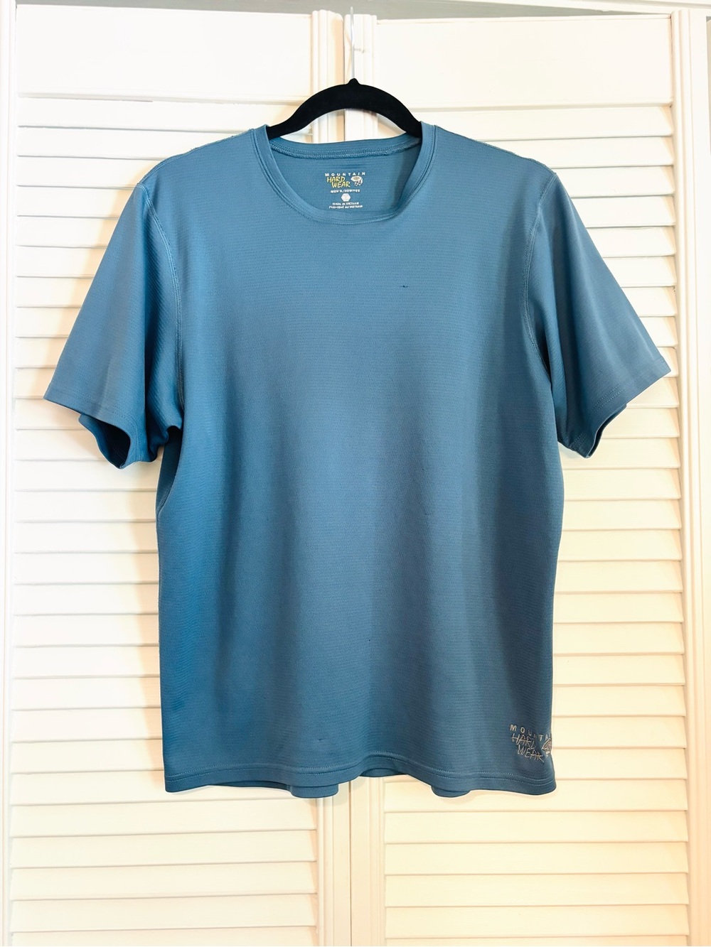 Mountain Hardwear Blue Dry-Fit Short Sleeve T-Shirt Tee Size Medium M
